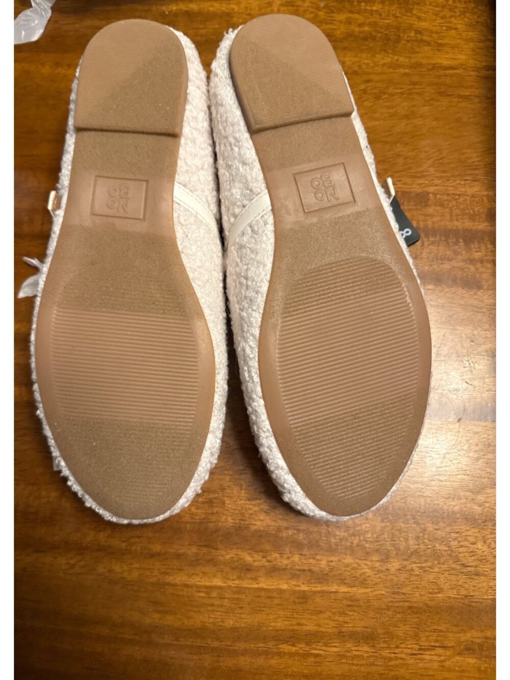 No Boundaries Womens White Sherpa Mary Jane Flats Size 8 Cozy & Stylish - Picture 6 of 6